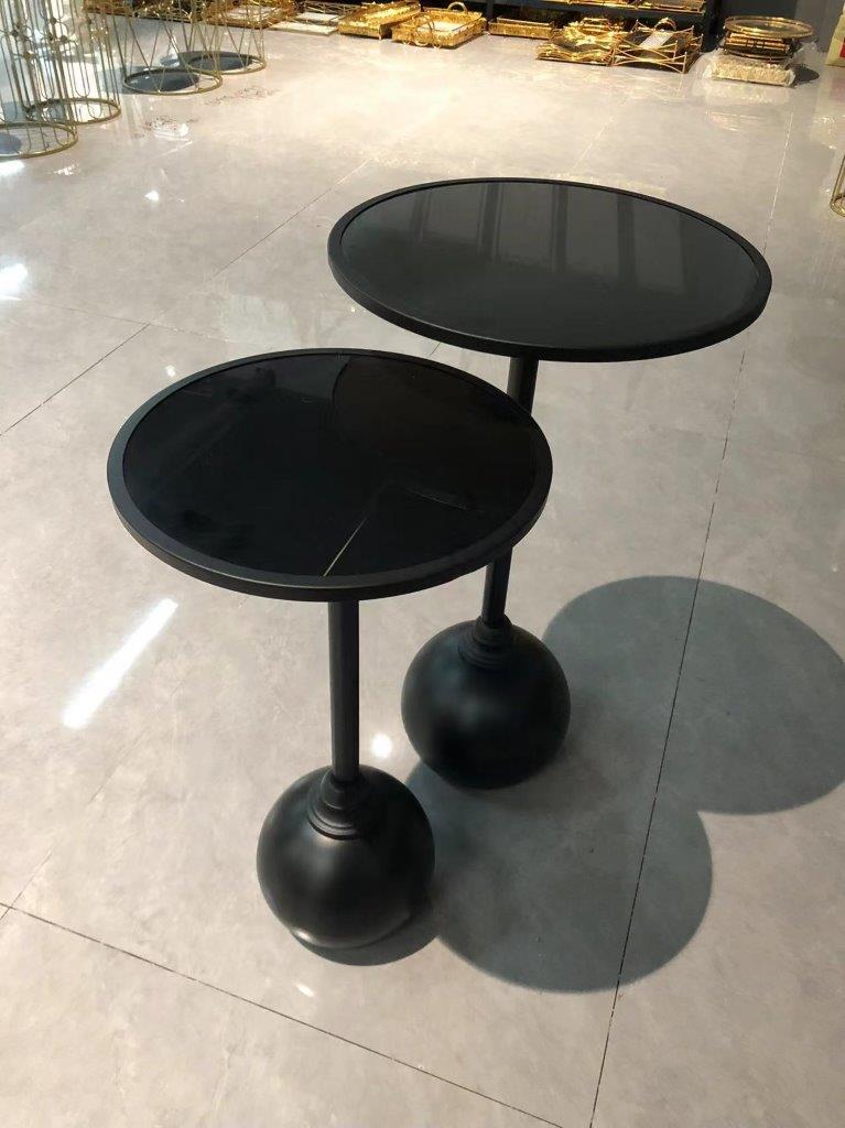 Round Glass Top Black Metal Accent Sofa Side Table End Table Coffee Table Abstract Design Body Set of 2 Pcs