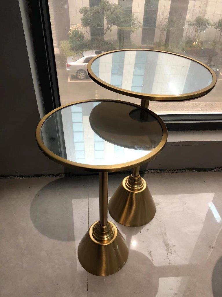 Round Glass Top Gold Metal Accent Sofa Side Table End Table Coffee Table Abstract Design Body Set of 2 Pcs