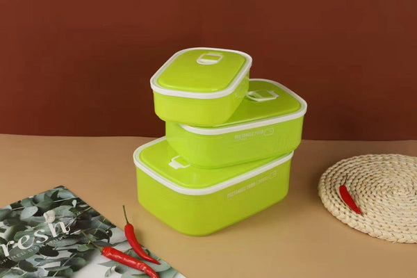 Multipurpose Mixed Colours Plastic Storage Box Food Container Set of 3 Pcs 15.5*10.5*4.7 cm
17.5*12.5*5.7 cm
19.5*14.5*7 cm