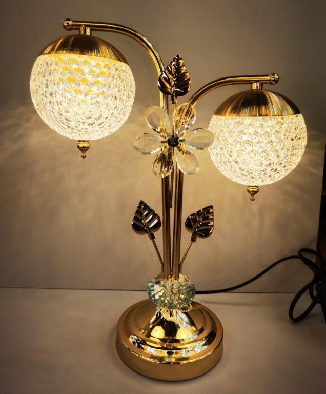 Home Decor Bedside Desktop Table Lamp Metal Base Artistic Shade 30*36 cm