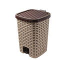Rattan Style Pedal Rubbish Bin Plastic Waste Bin Trash Bin for Home Kitchen Office 19.5*27CM 5.5 Litre